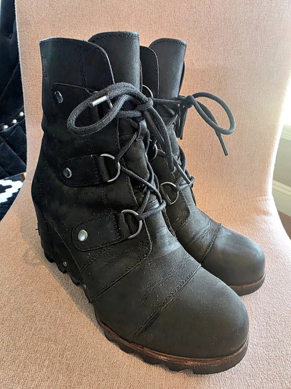 Sorel Joan of Arctic Wedge II Black Boots US 8